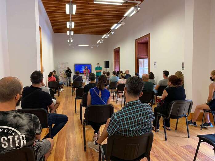 La asamblea tuvo lugar a primera hora de esta tarde en el salón de actos de la Casa Condal de Telde/TA.